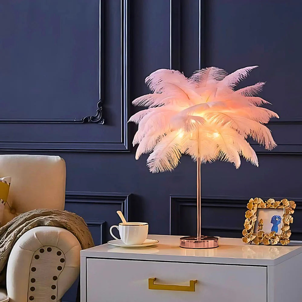 Feather Palm Tree | Szczyt Miękkiej Elegancji