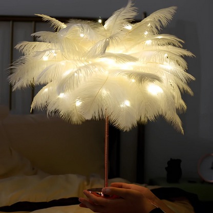 Feather Palm Tree | Szczyt Miękkiej Elegancji