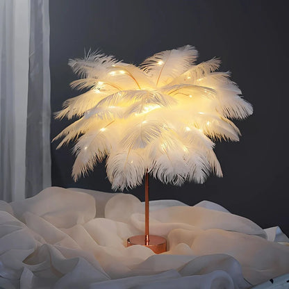Feather Palm Tree | Szczyt Miękkiej Elegancji