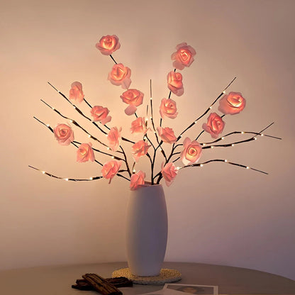 Lighted Branches | Blask Lasu w Twoim Domu