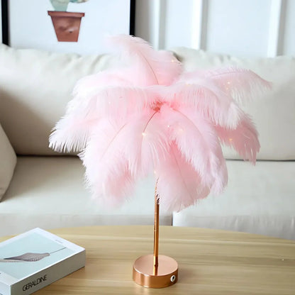 Feather Palm Tree | Szczyt Miękkiej Elegancji