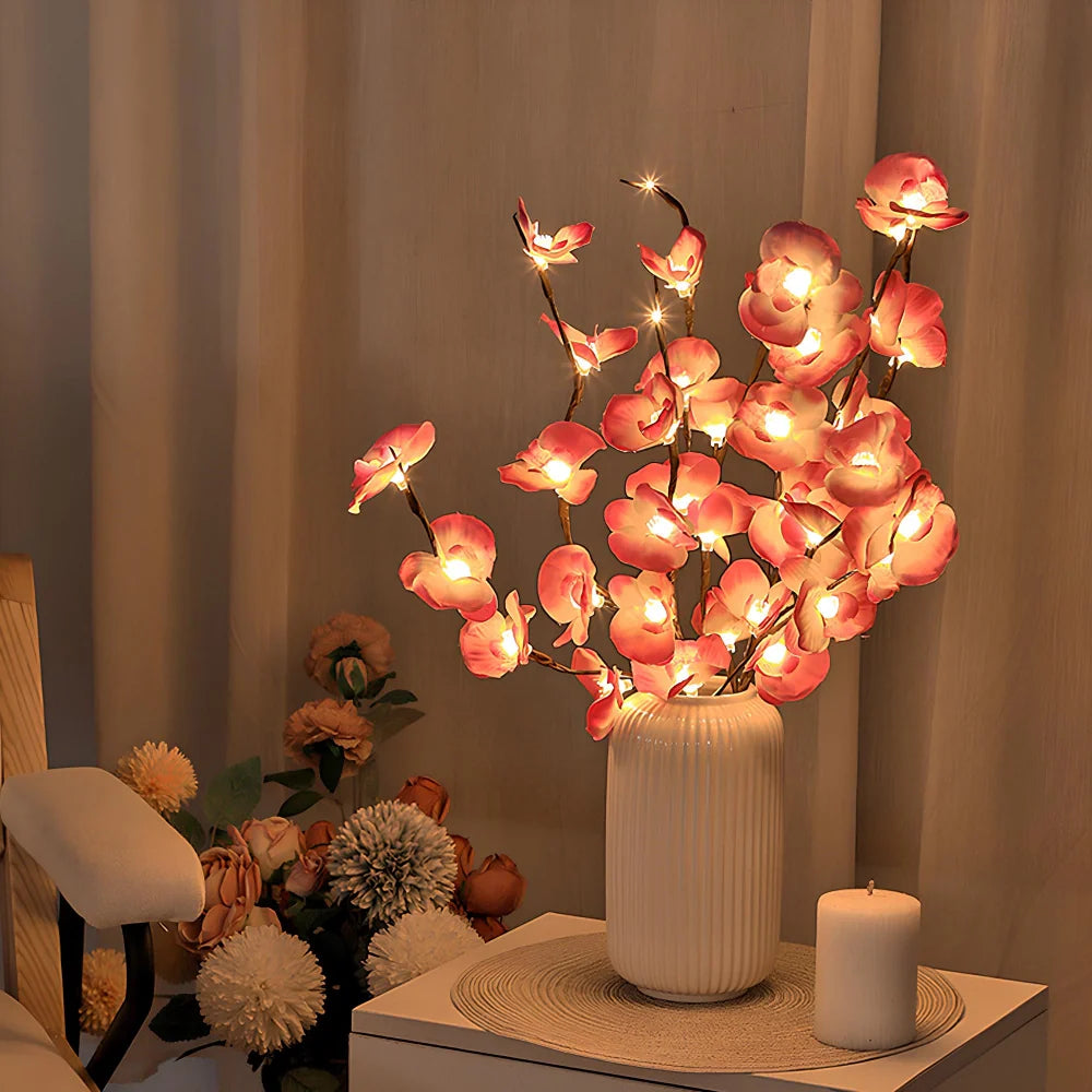 Lighted Branches | Blask Lasu w Twoim Domu