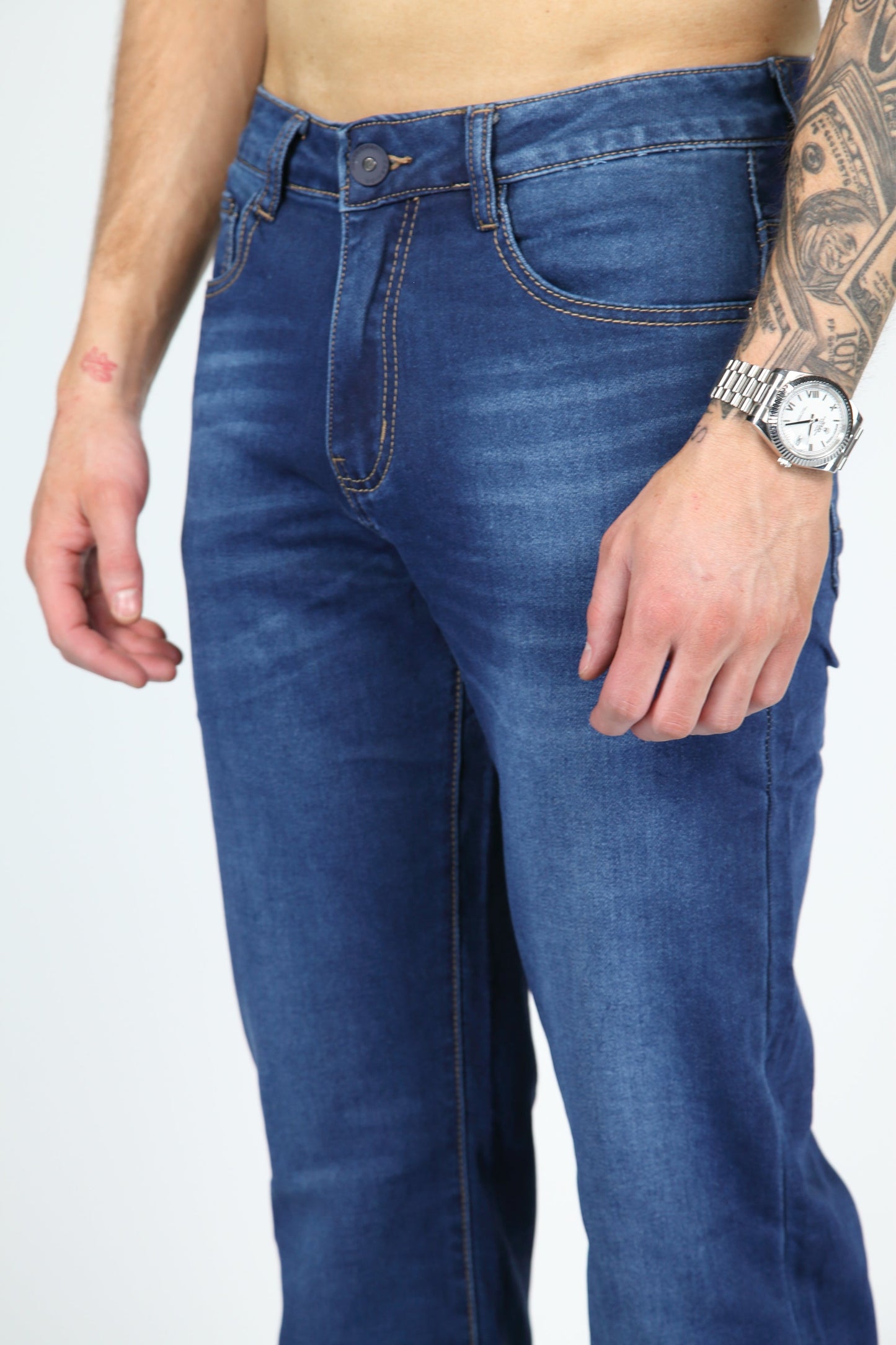 Navy | Nowy Standard Swobodnego Jeansu